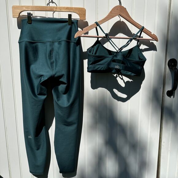 Alo Yoga Airlift Intrigue Bra M 7/8 High-Waist Airlift Legging S Midnight Green - Picture 6 of 16